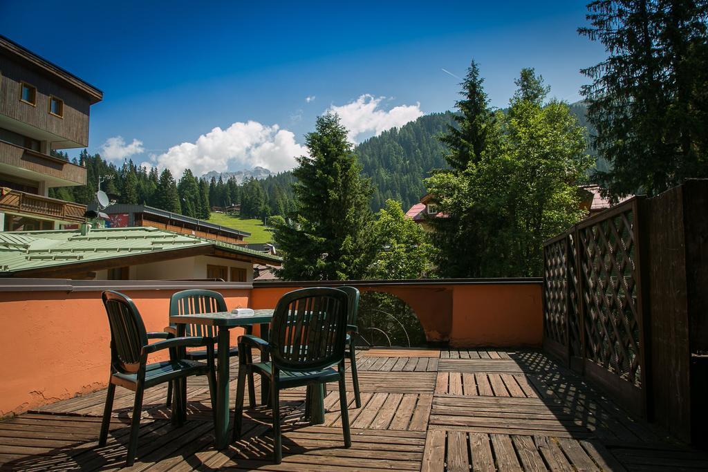 Hotel Posta R.T.A. Мадонна-ді-Кампільйо Екстер'єр фото