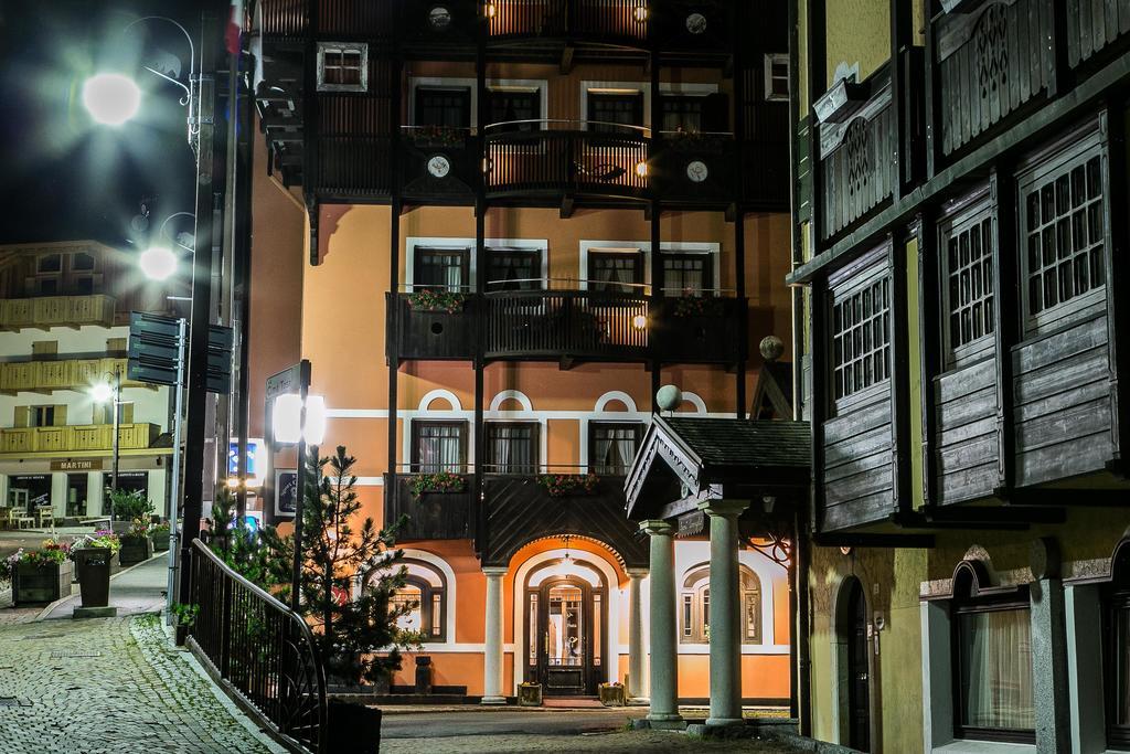 Hotel Posta R.T.A. Мадонна-ді-Кампільйо Екстер'єр фото